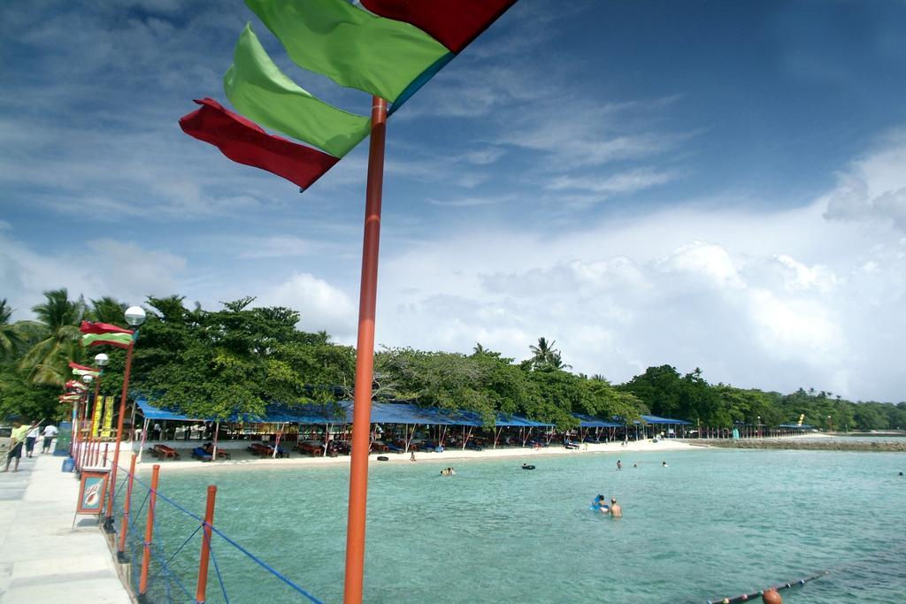 Paradise Island Park & Beach Resort Samal Bagian luar foto