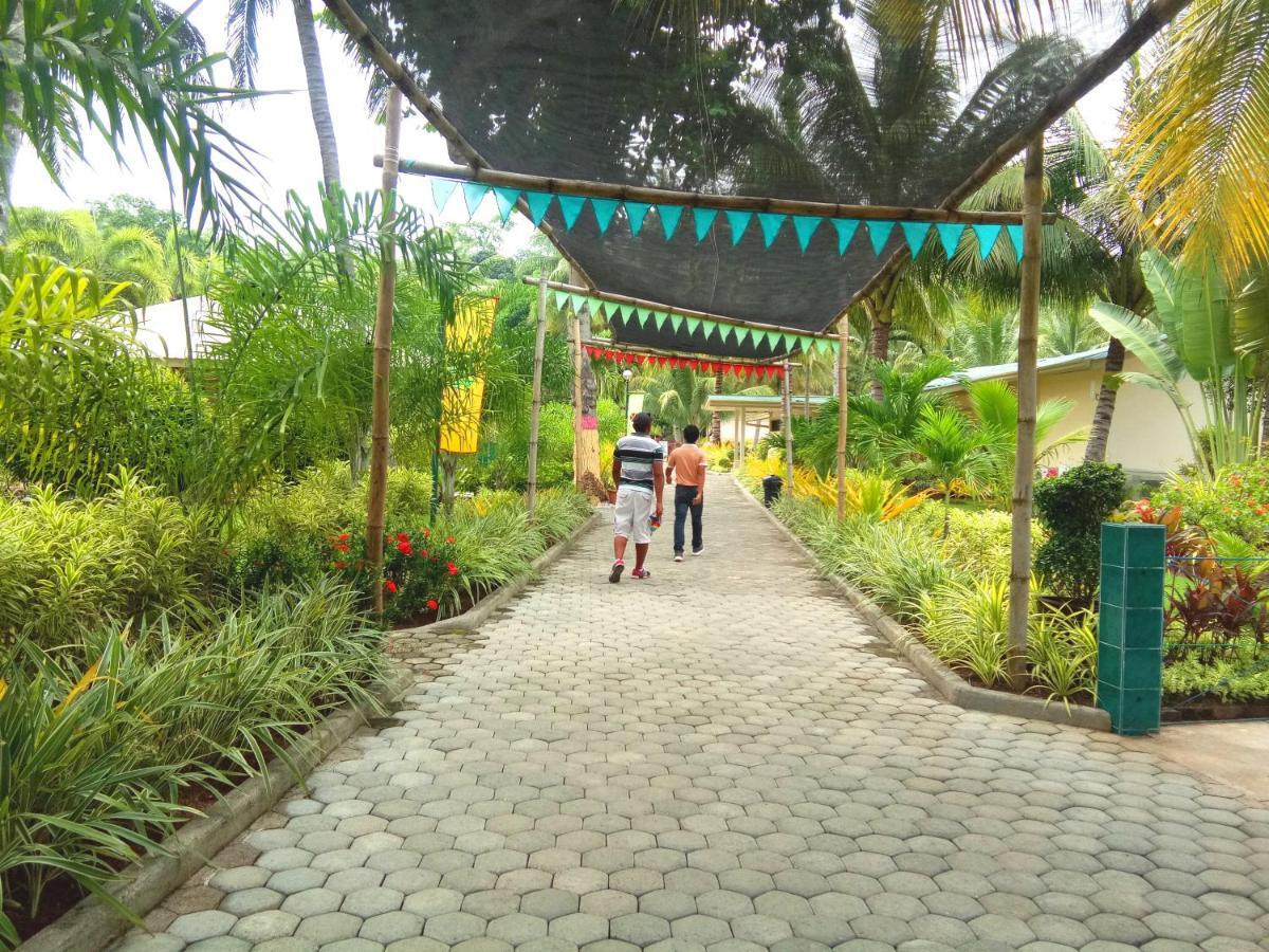 Paradise Island Park & Beach Resort Samal Bagian luar foto